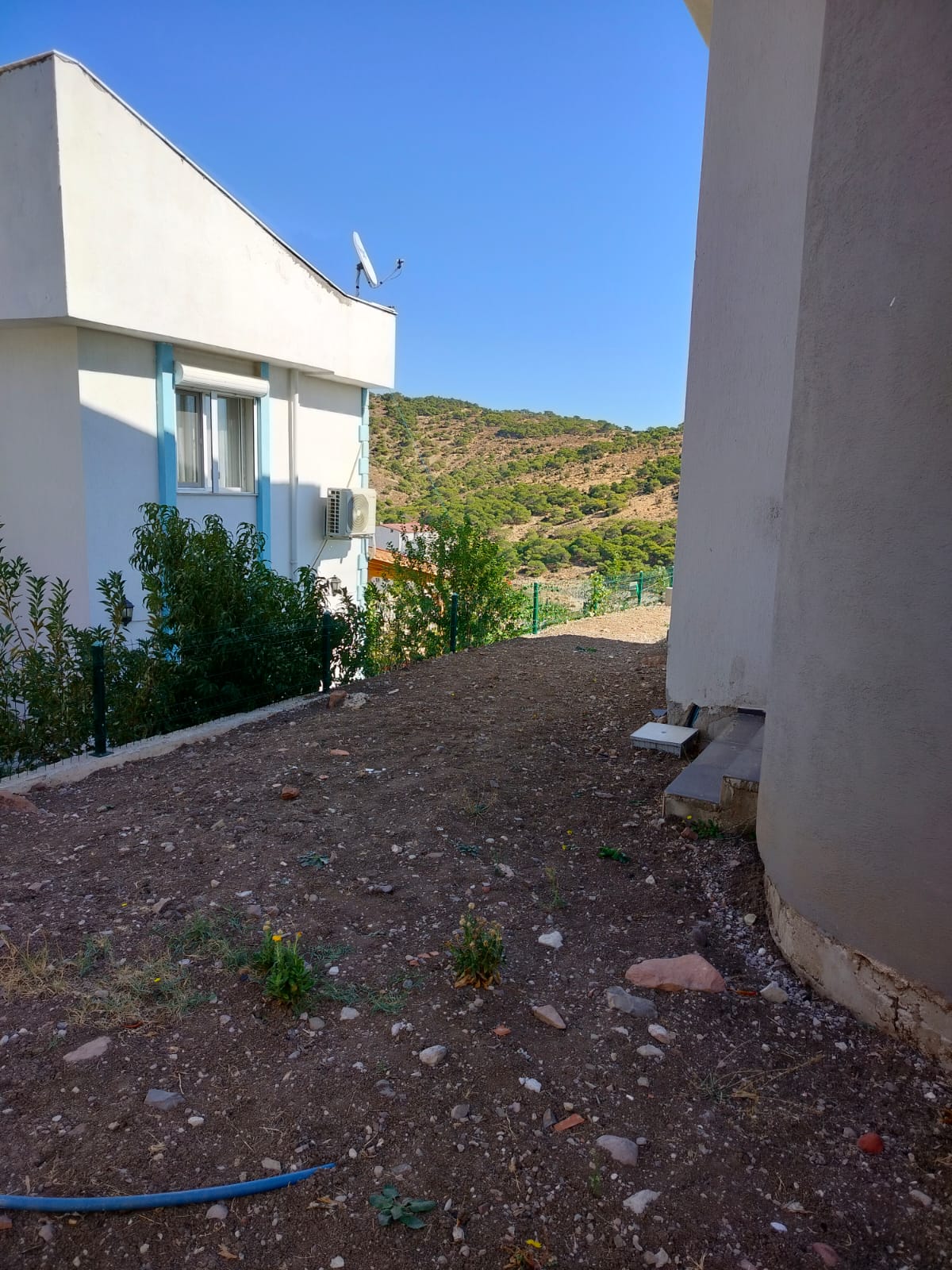 Çınar İzmir'den Dikili Çandarlı'da Satılık 4+1 Tripleks Villa - 2